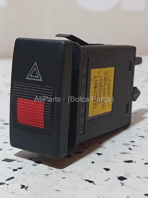 8D0941509C 01C 1998-1999 Audi A4 Dörtlü Flaşör Düğmesi
