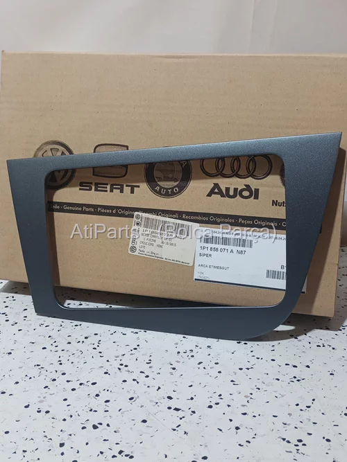 1P1858071A N87 2006-2010 Seat Leon Radyo / Teyp Çerçevesi