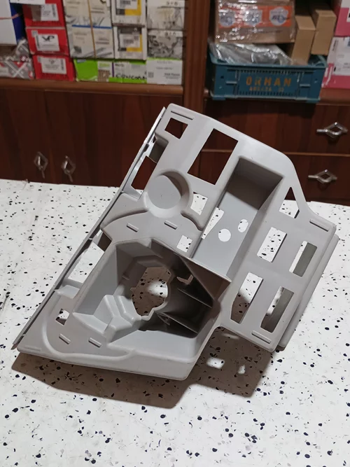 5E0807056 2013-2017 Skoda Octavia Ön Tampon Sağ İç Braket
