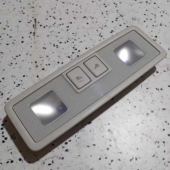 5G0947291J Y20 2016 VW Golf Açık Gri Arka Tavan Lambası