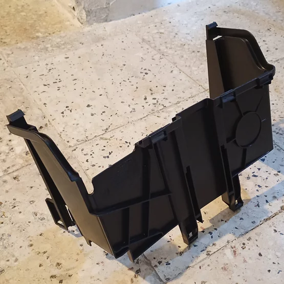 1J0915335 1999-2004 Seat Toledo Akü Yan Kapağı