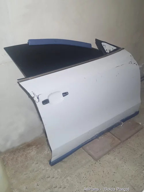 8T8831052C 2012-2016 Audi A5 Sağ Ön Dolu Kapı Beyaz