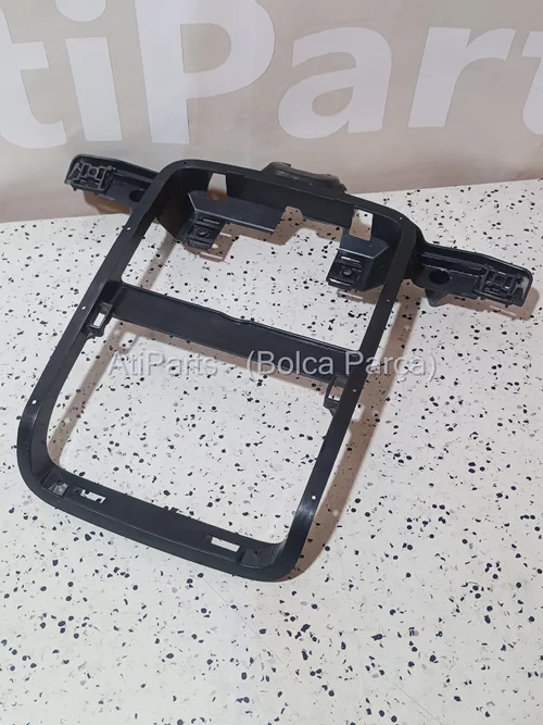 1K0868519A 2004-2005 VW Golf 5 Tavan Lambası Alt Braketi