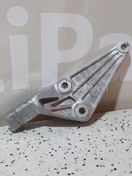 4F0199343N 2005-2008 Audi A6 C6 Motor Ön Bağlantı Ayağı