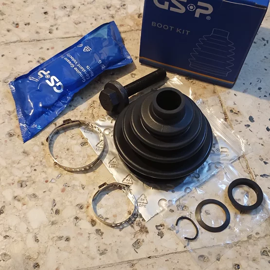 3B0498203A 99-01 Audi A4 1.8T Manuel Dış Aks Körüğü