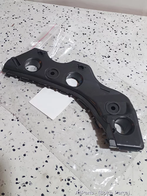 3C8807184A 2009-2012 VW Passat CC Ön Tampon Sağ Braketi
