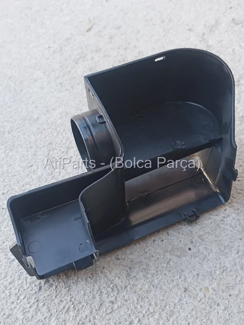 5K7805962B 9B9 2015-2018 VW Jetta Panel Hava Kanalı
