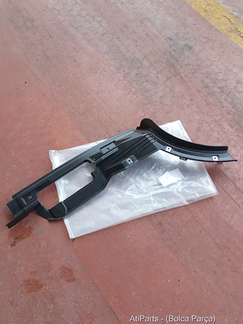 8R0825213A 2009-2012 Audi Q5 Sol Arka Uç Taban Alt Muhafa