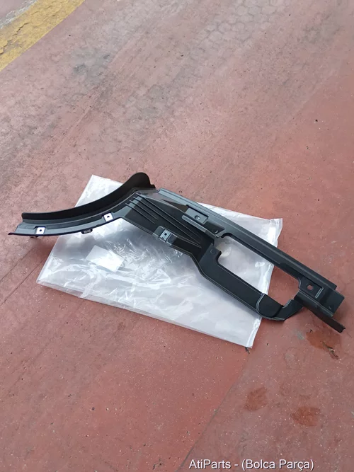 8R0825214A 2009-2012 Audi Q5 Sağ Arka Uç Taban Alt Muhafa