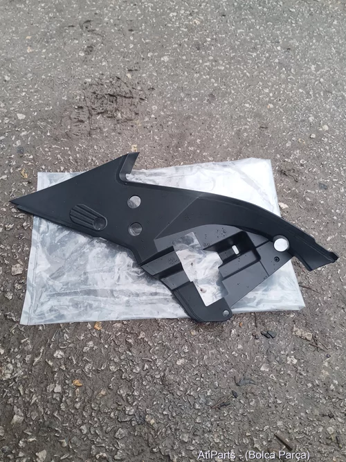 4K0805285 2019-2026 Audi A6 C8 Sol Far Üst Kaplaması