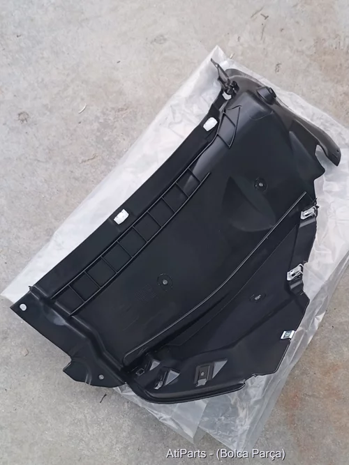 8W0853888A 2015-2018 Audi A4 B9 Sağ Ön Çamurluk Davlumbaz