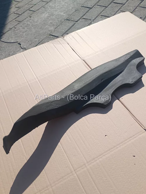 5K0864236 2009-2011 VW Golf 6 Sağ Ön Çamurluk Ses Yalıtım