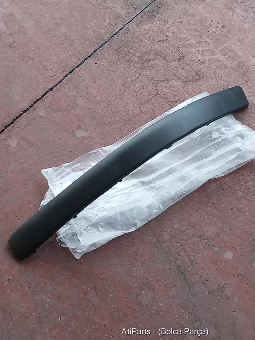 3B0807717 B41 1997-2000 VW Passat B5 Ön Tampon Sol Bandı