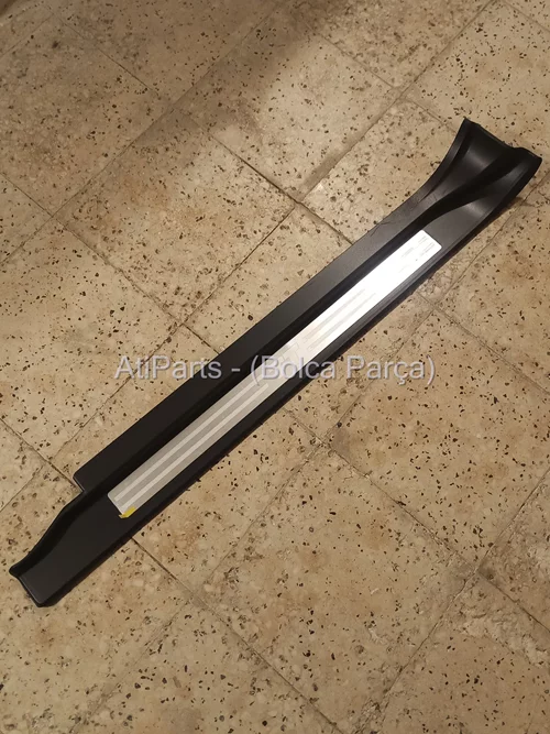 8N8853491B 01C 2003-2006 Audi TT Sol Kapı Basamak Kaplama