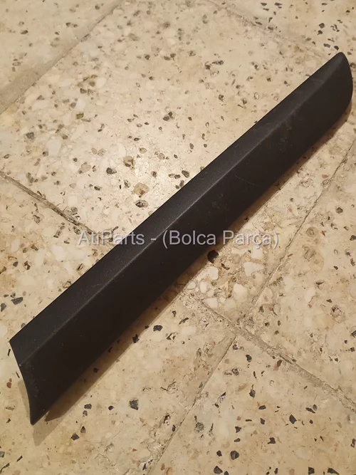1K8854931 9B9 2009-2014 VW Scirocco Sol Arka Çamurluk Çıt