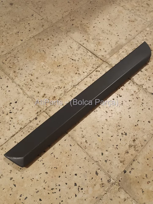 8E0853969E GRU 2005-2008 Audi A4 B7 Sol Arka Kapı Çıtası
